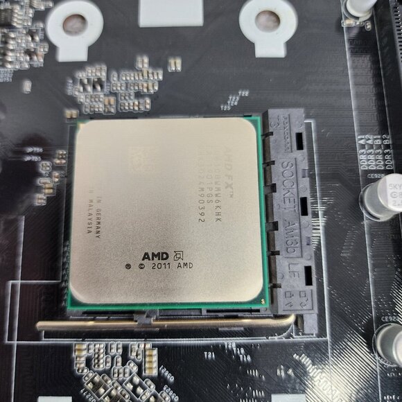 ASRock 970 PRO3 Motherboard w/AMD FX CPU Cooler Fan & IO Sheild - Picture 6 of 11